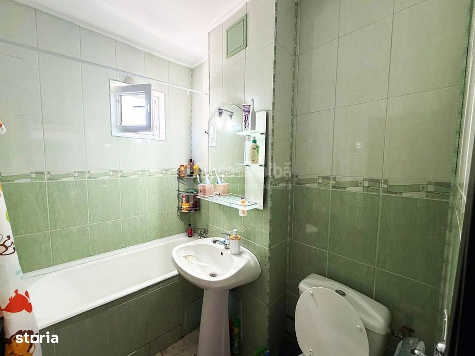 Alexandru cel Bun - Parc, apartament cu 3 camere, etaj 2