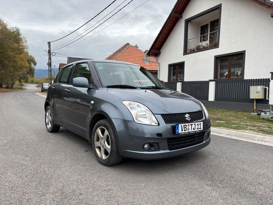 Suzuki Swift 4x4 //  1.3 benzină 2009
