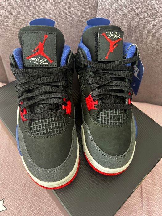 Adidasi Jordan retro 4