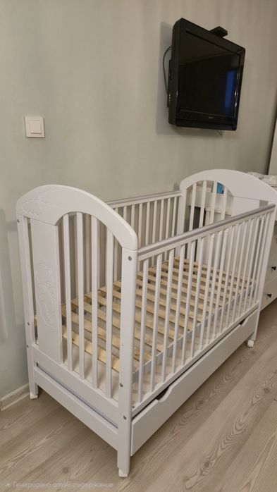 Нова дървена бяла кошара 60/120 см.