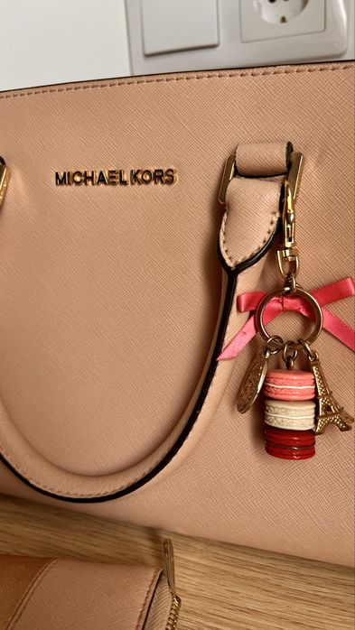 Geanta Michael Kors portmoneu cadou