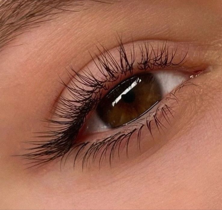 Обучение наращиванию ресниц