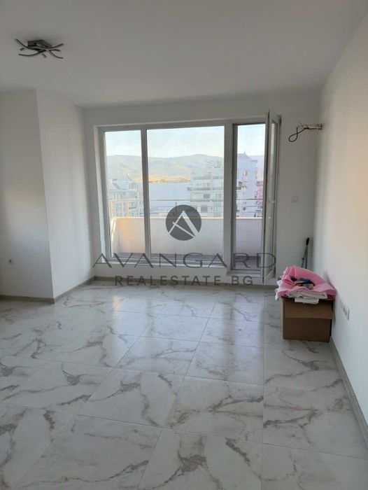 Продава се Двустаен апартамент в Пловдив, Кючук Париж - 68 кв.м за 2402 €/кв.м - Снимка #3