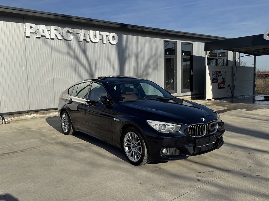 Bmw 530 2013 M Paket/X drive/pano/keyless/camere/distronic/dvd uri/rat