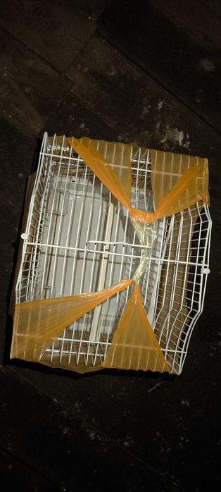 Клетка для попугаев