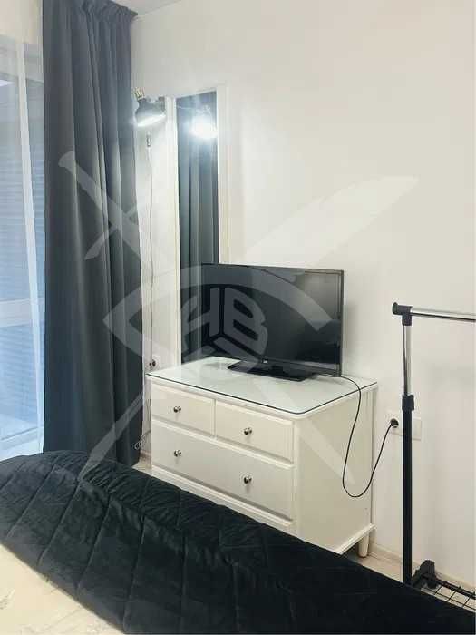 Дава се под наем Тристаен апартамент в Варна, Бриз - 75 кв.м за 1000 € - Снимка #3