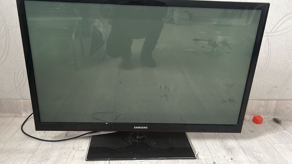 Продам телевизор