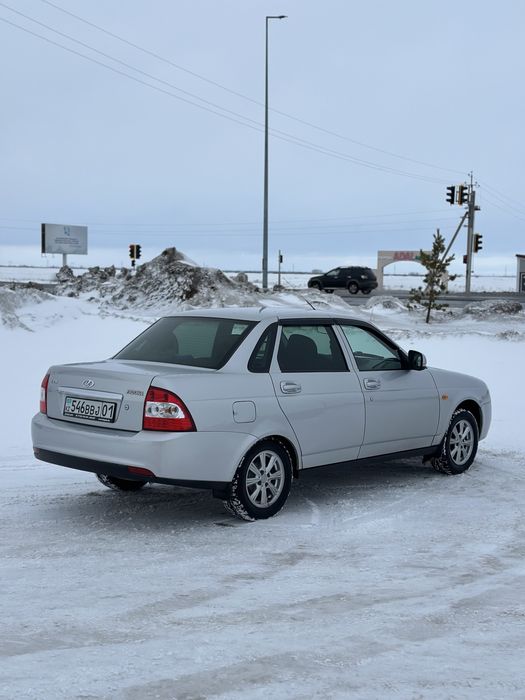 Продам приору 2015 год