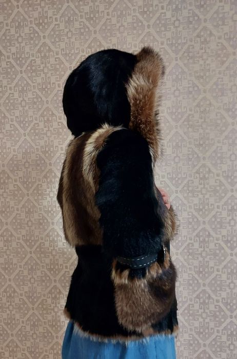 Зимний полушубок, волк