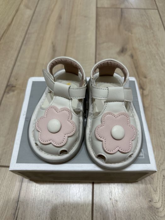 Детская обувь сезон лето