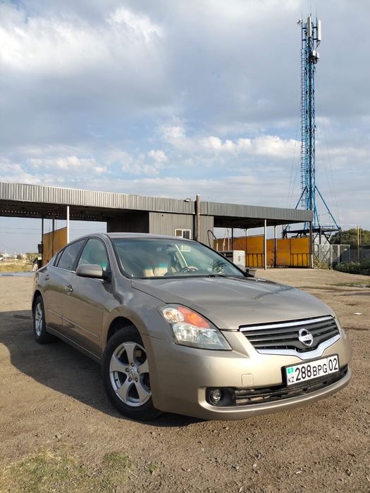 Nissan Altima ниссан