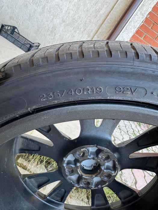 Диски с резиной 235/40 R19