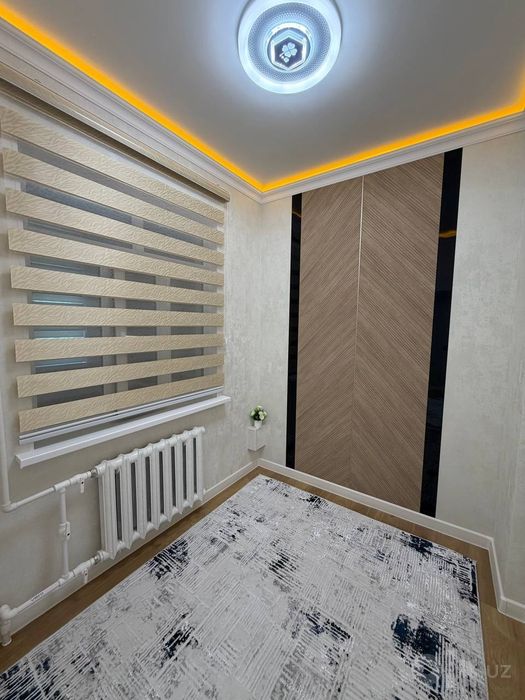 Продается 1в2 ком Кадышева 3 этаж 4 этажного дома