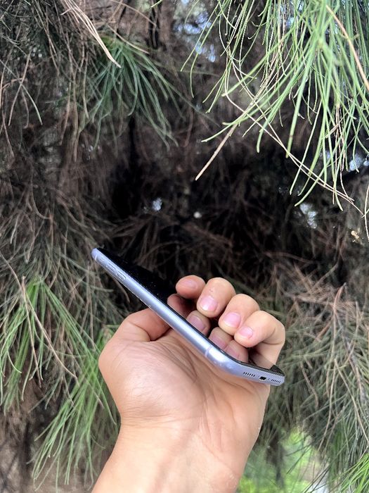 Iphone 11         .