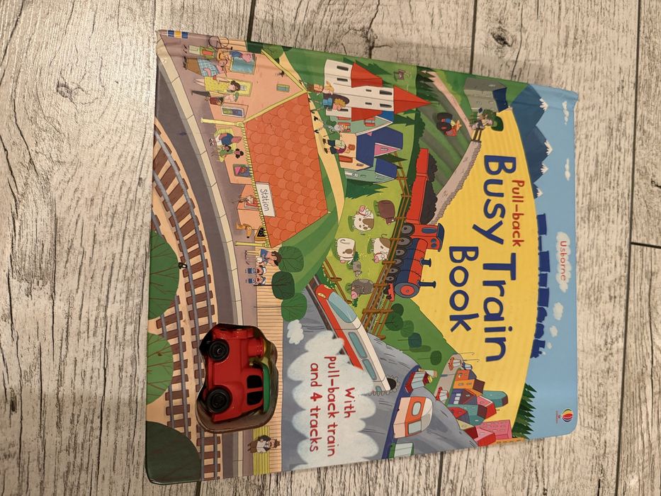 Carte cu jucarie USBORNE