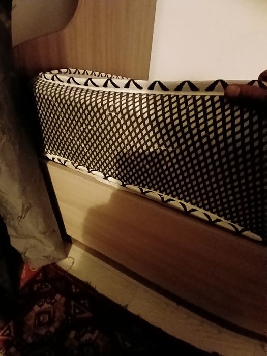 Кравать двух еташка