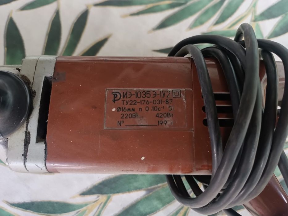 Дрель электрическая