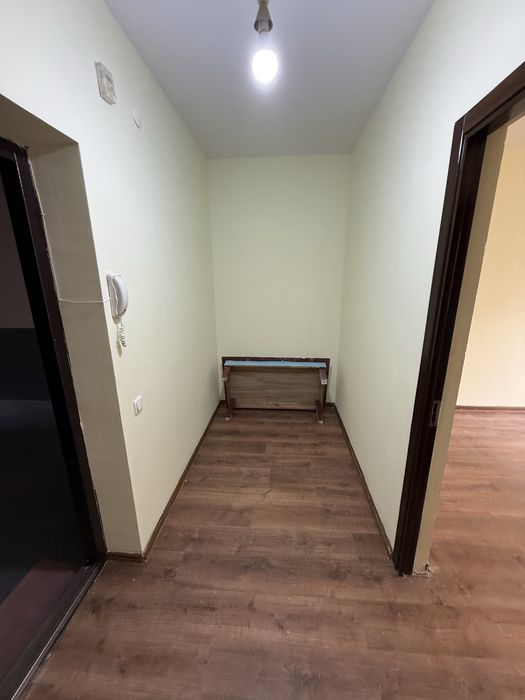 Срочна сотилади сергели янги чоштепа метро 1 чи бекат енида