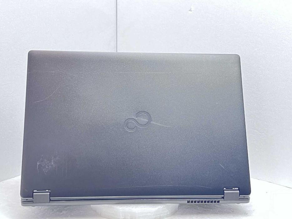Реновиран лаптоп Fujitsu LIFEBOOK E5510 15.6 i3-10110U 8GB 260GB