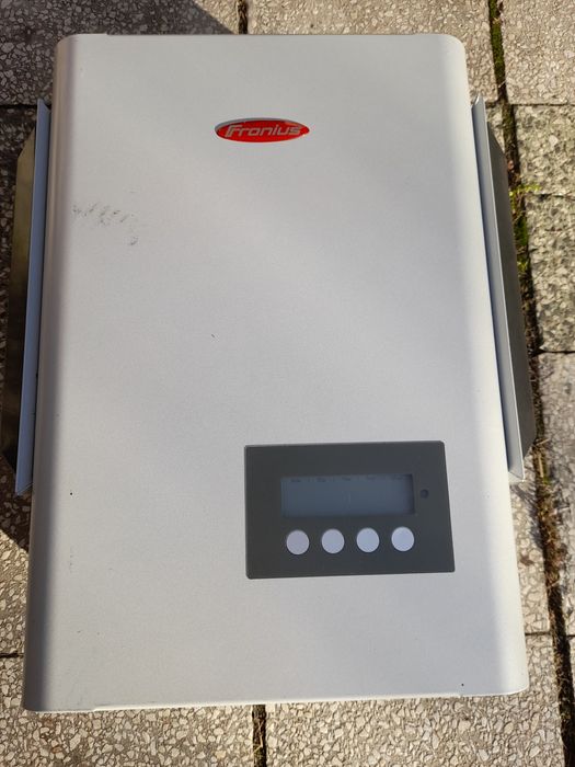 Инвертор, соларен за части