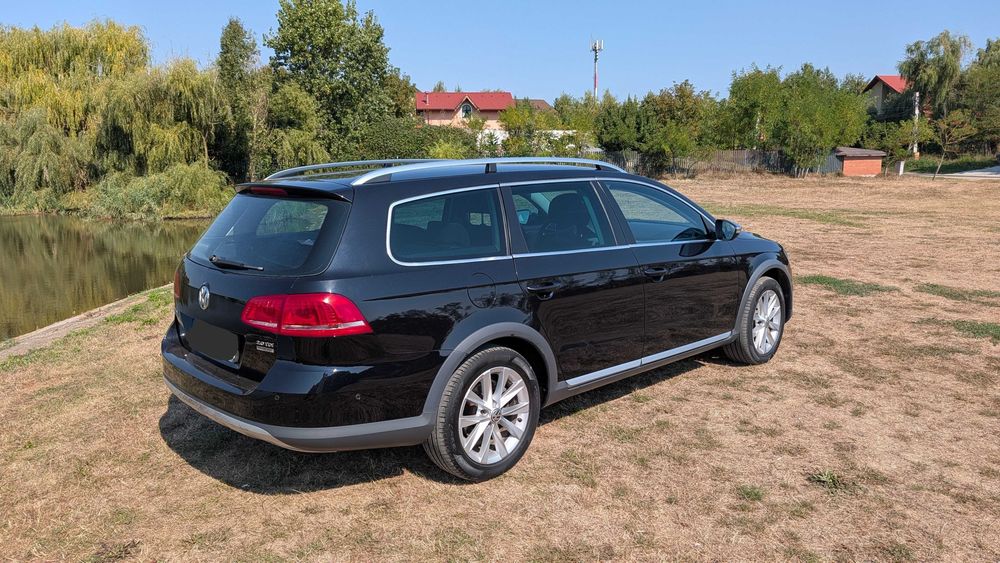 VW Passat Alltrack 2013