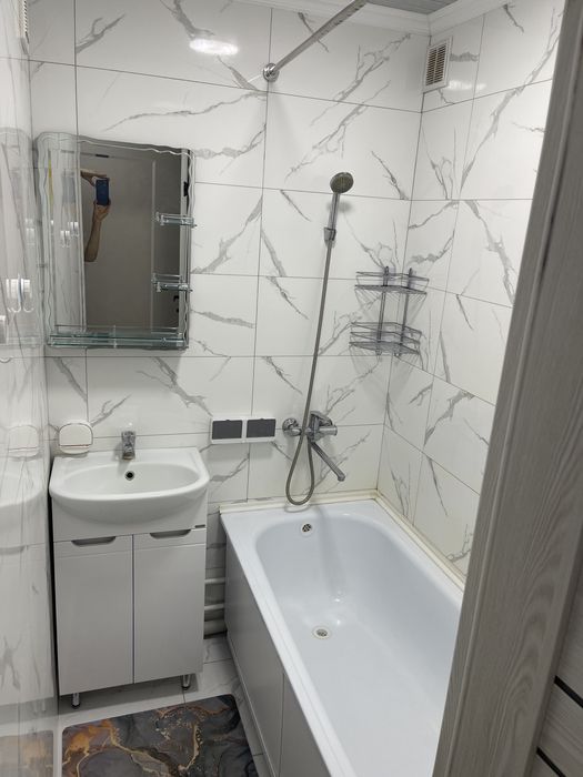 Продаем квартиру 2-комнатную, 43.4 м2