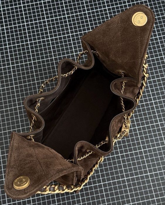 Сумка Шанель-мешок замшевый