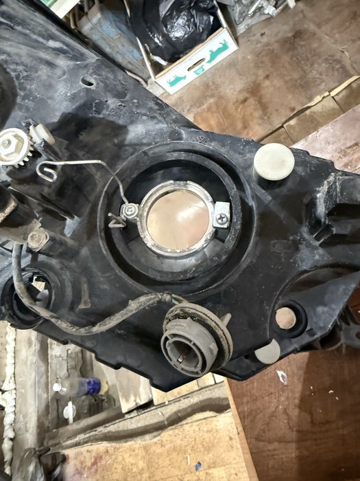 Фара гранта FL оригинал левая