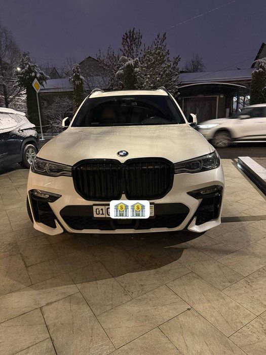 BMW X7 xDrive40i полная комплектация ( Full)