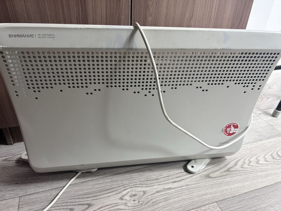 Мини шкаф, вешалка, печь