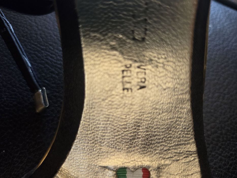 Дамски сандали черни