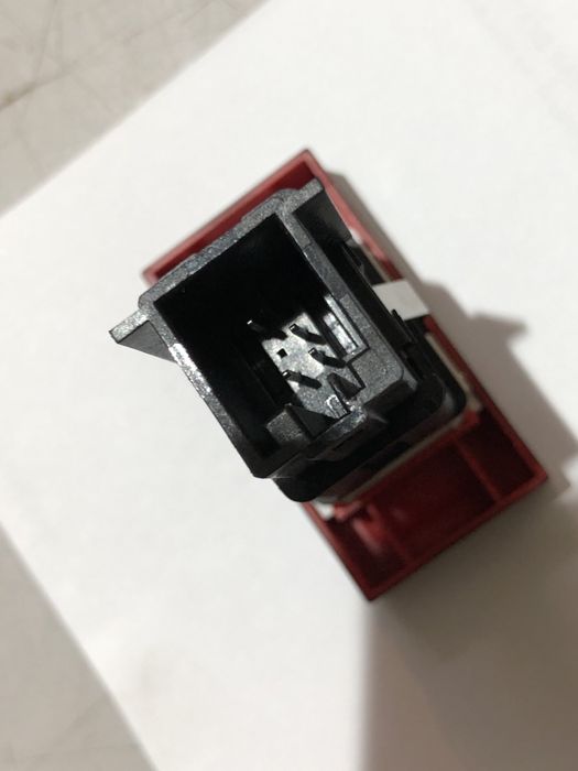 Buton avarii vw tiguan