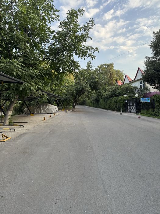 Сдам в аренду парковочное место под навесом в центре Ташкента