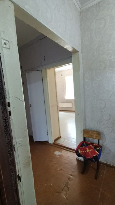 Продаётся 2ком.кв.10мкр.дом 4