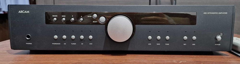 Amplificator Arcam Diva A85 cu telecomanda originala