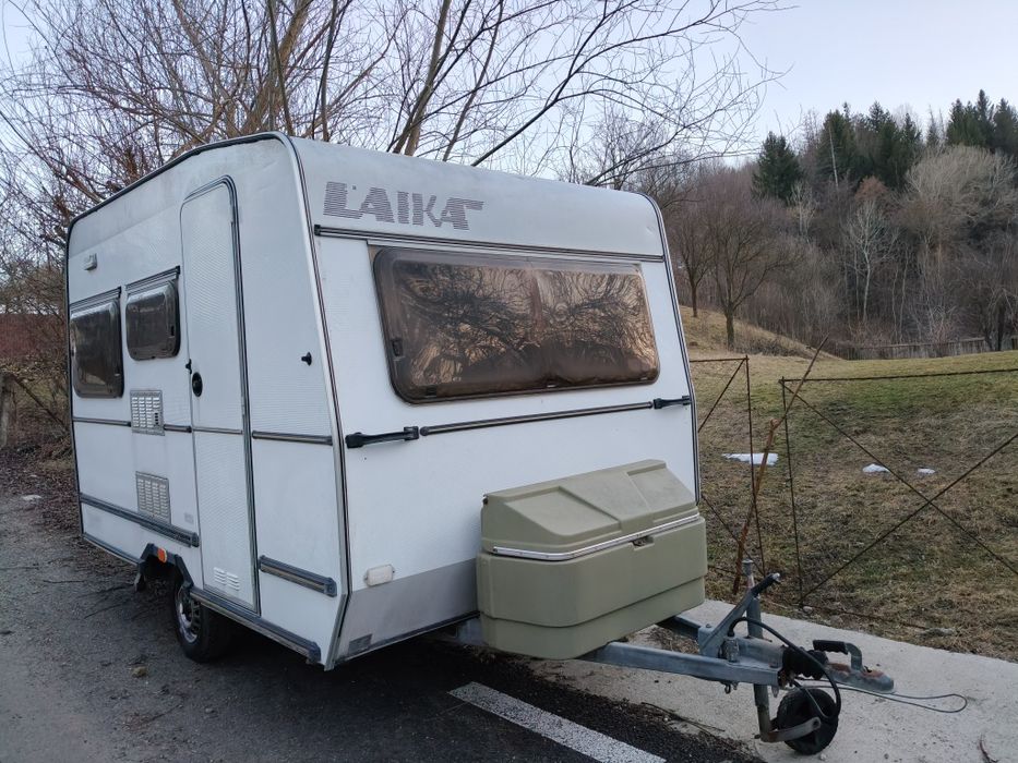 Rulota cat B recent adusa Italia