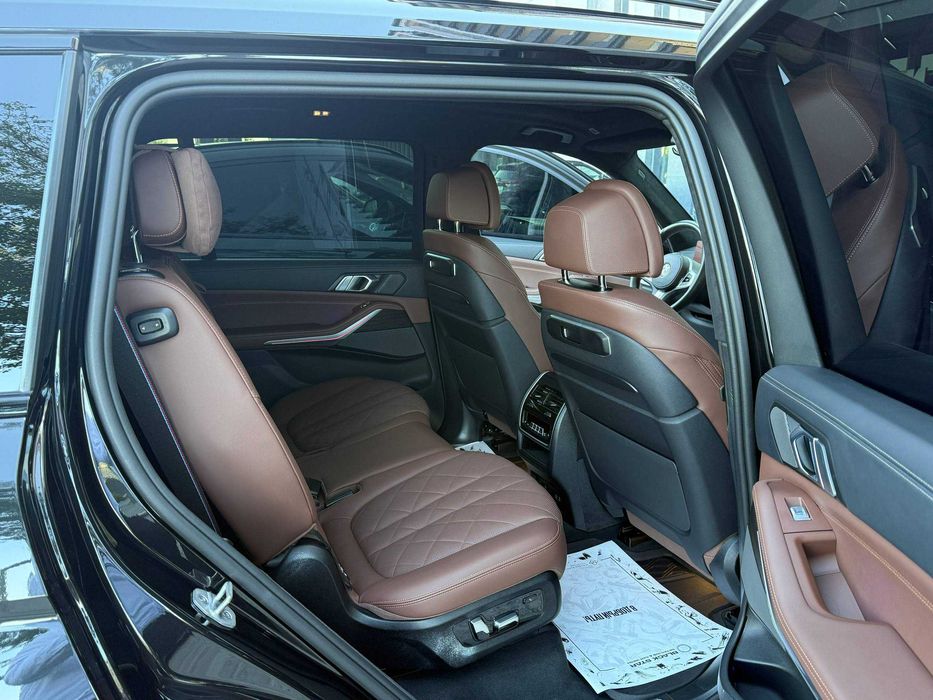BMW X7 40i xDrive 2024