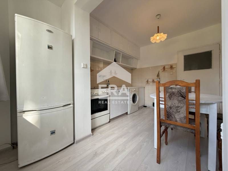 Дава се под наем Тристаен апартамент в София, Младост 1 - 76 кв.м за 650 € - Снимка #10