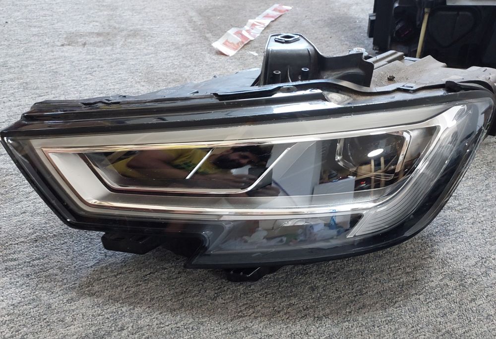 Far stanga AUDU A3 8V full led european