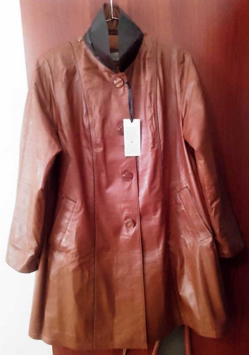 женский кожаный плащ