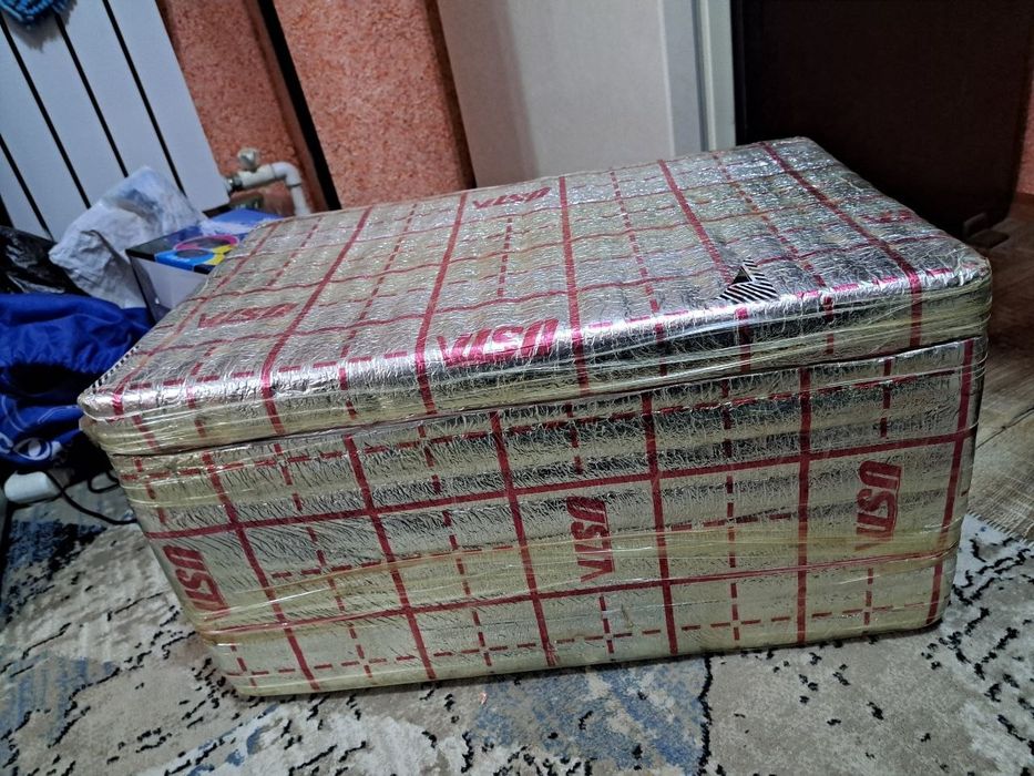 Продаю пенопластовый холодильник в отличном состоянии сами пользовалиь