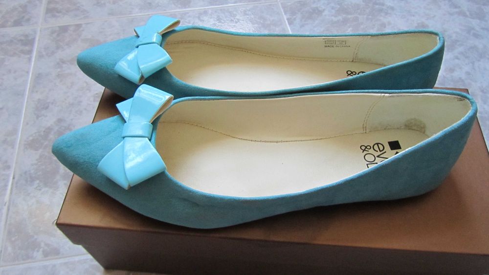 Продавм чисто нови елегантни обувки 38