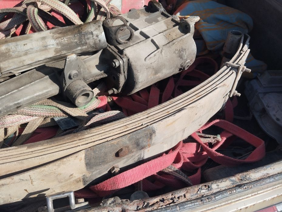 Продам рессор каробка