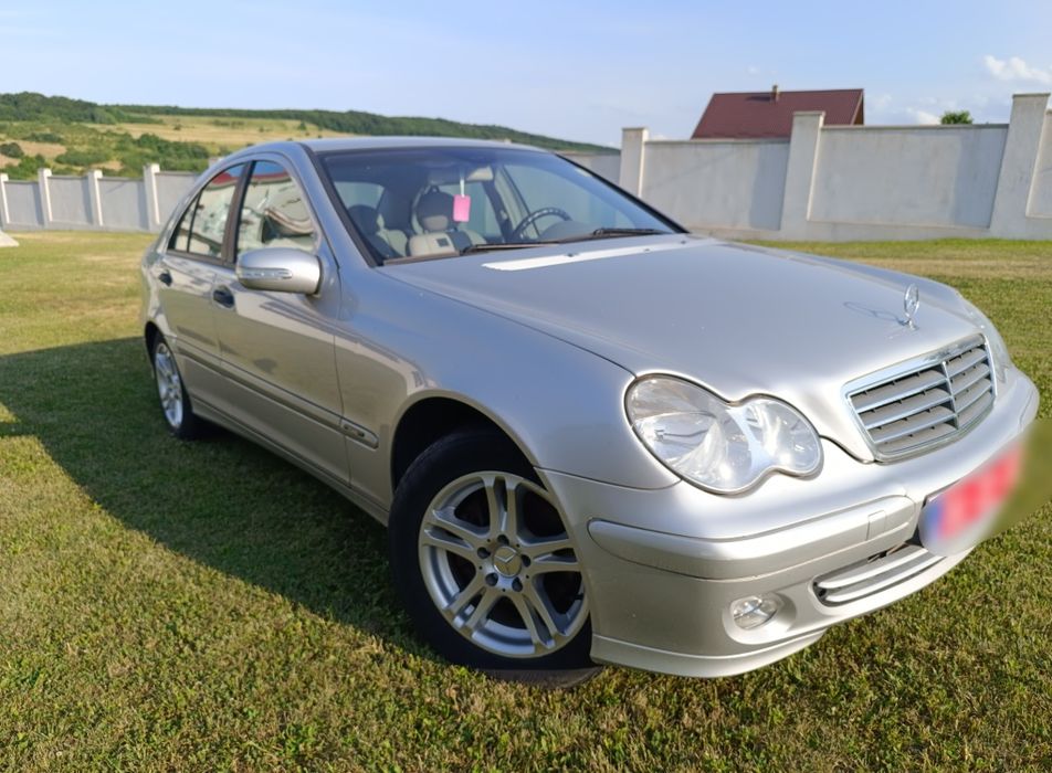 MERCEDES-BENZ C-Class 2004 — imagine 4