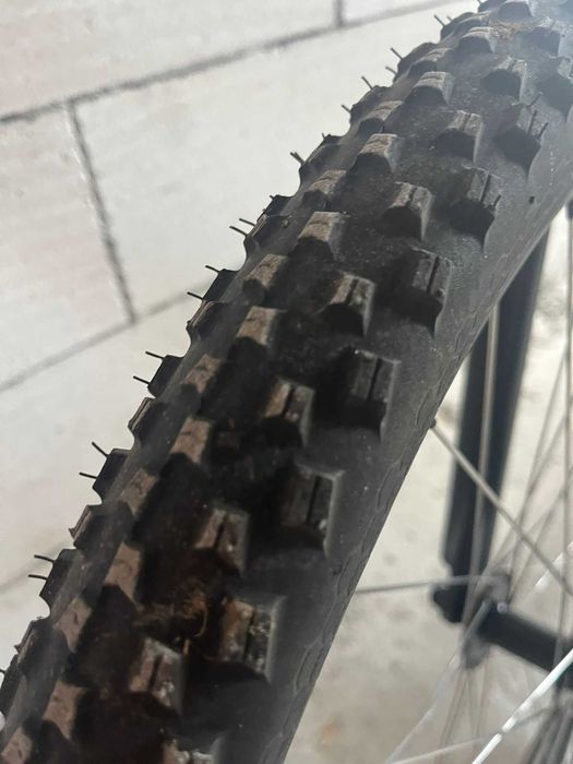 Vând bicicletă Cannondale