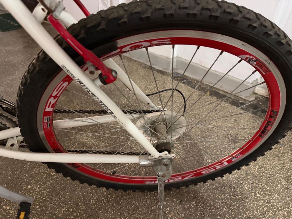 Bicicleta stare foarte buna