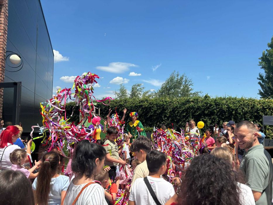 Animatori petreceri copii  ursitoare botez si arcade baloane