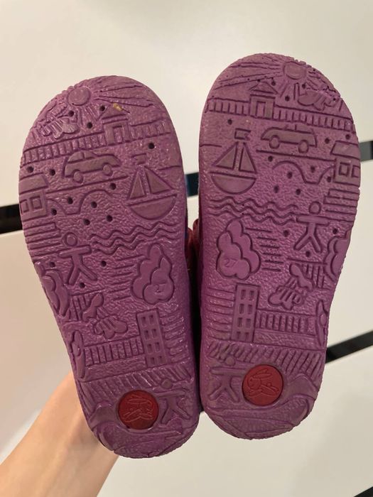 Сандалии новые для девочки