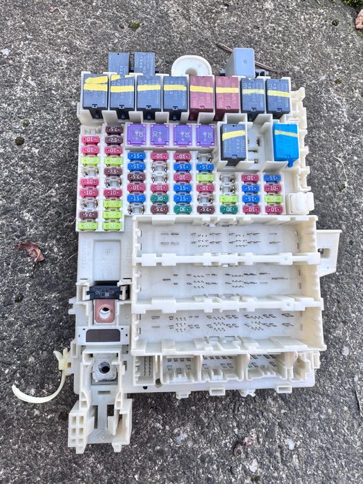 Продавам бушонно табло за Honda Jazz (2010 г.)