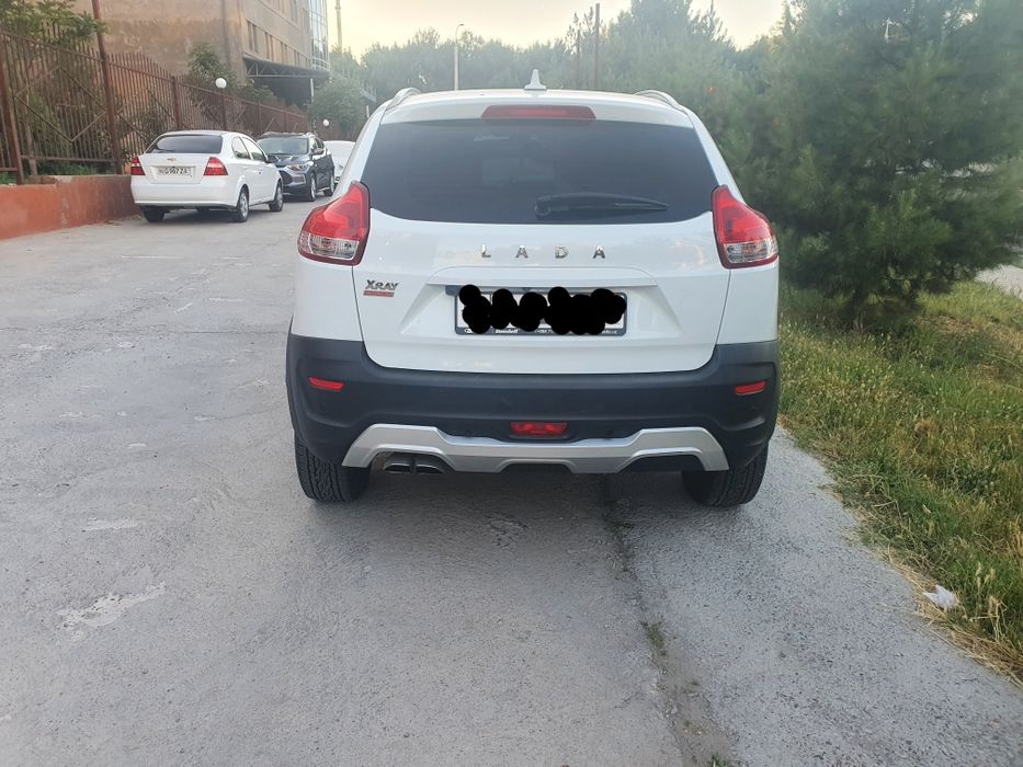 Lada xray cross 1.8